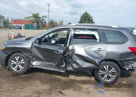 2019 Nissan Pathfinder S z USA, uszkodzony, nr VIN 5N1DR2MM7KC588833